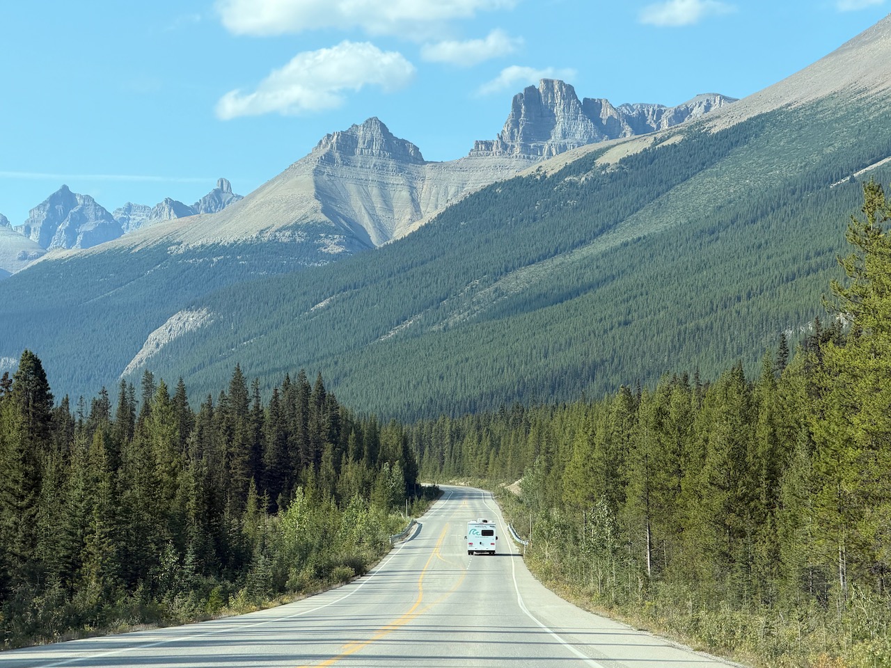 PlanetSKI's Autumn Adventures in Canada Take to the Road